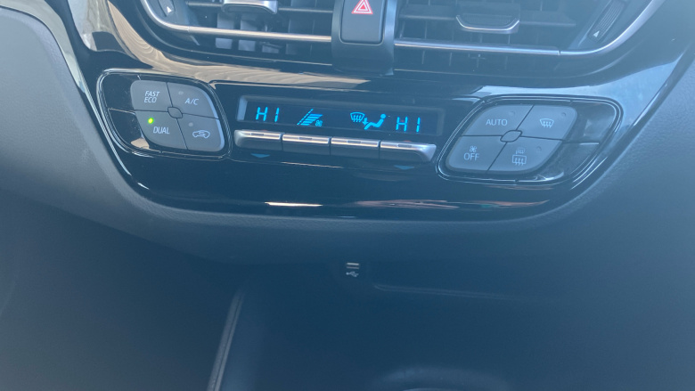 Toyota C-HR 1.8 Hybrid Icon 5dr CVT Hybrid Hatchback